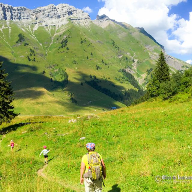 Randonnée dans les Aravis à La Giettaz en Aravis