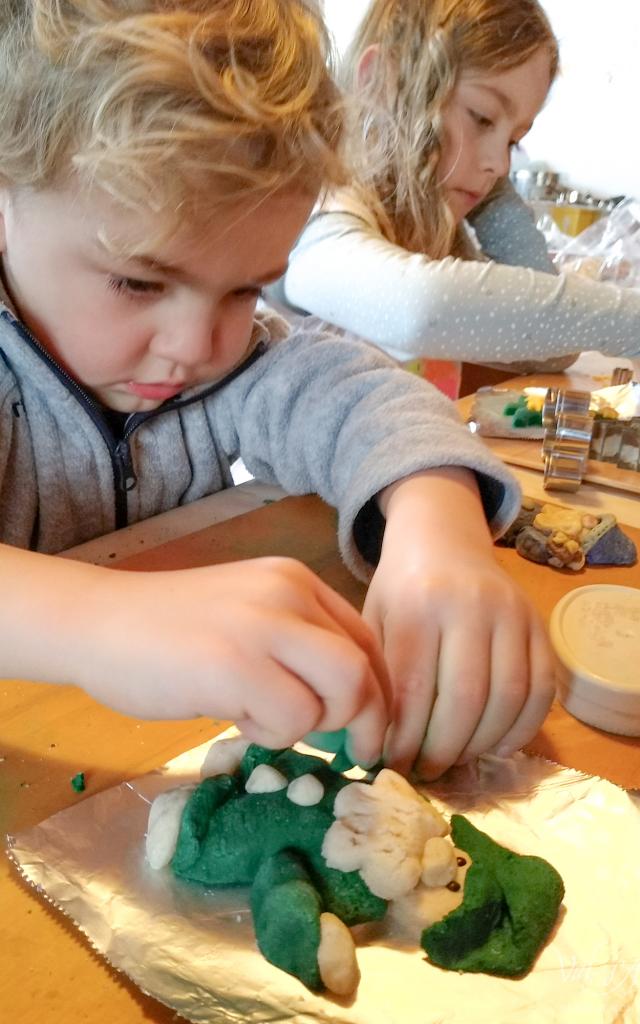 atelier Pâte à sel - La Maison des Contes de Fées