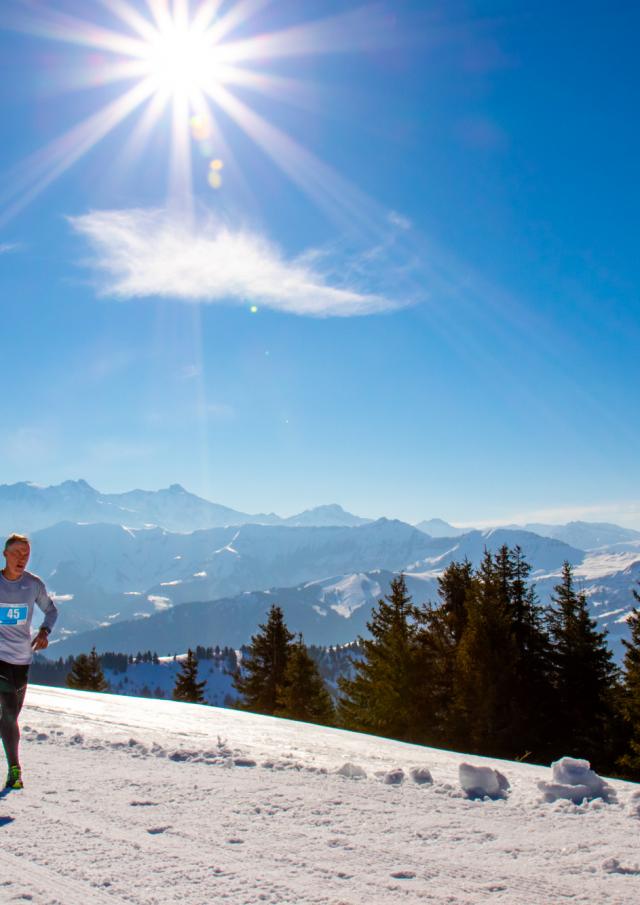 aravis-snow-trail-coureur-et-mont-blanc.jpg