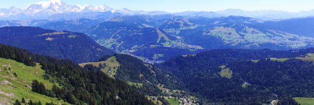 Le Val d'Arly en été