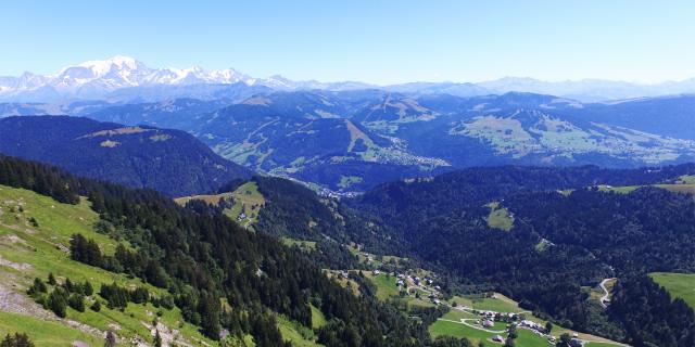 Le Val d'Arly en été