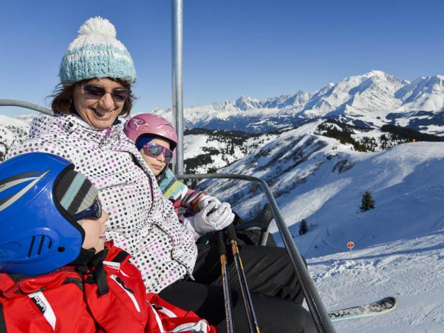 ls-portes-du-mont-blanc-famille-telesiege.jpg