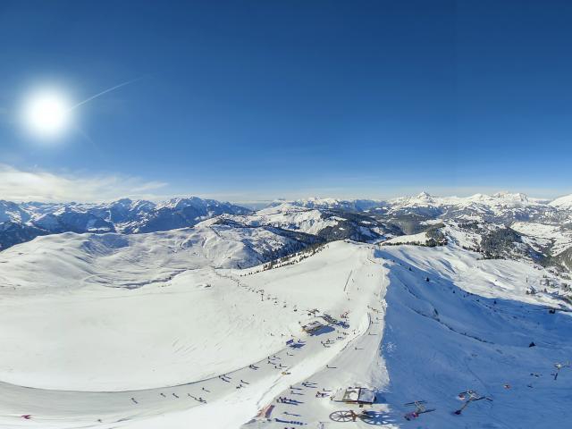 Panorama du Plan des Fours - Sommet de l'Espace Diamant