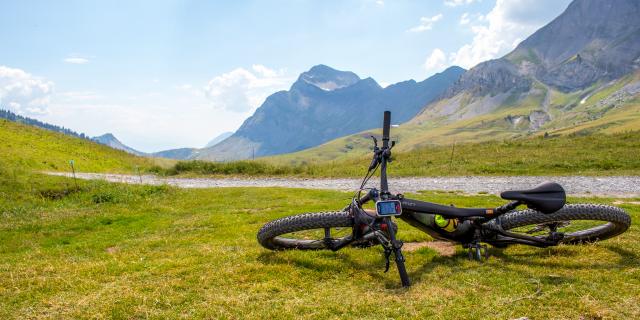 Randonnée en VTT à assistance électrique dans le Val d'Arly