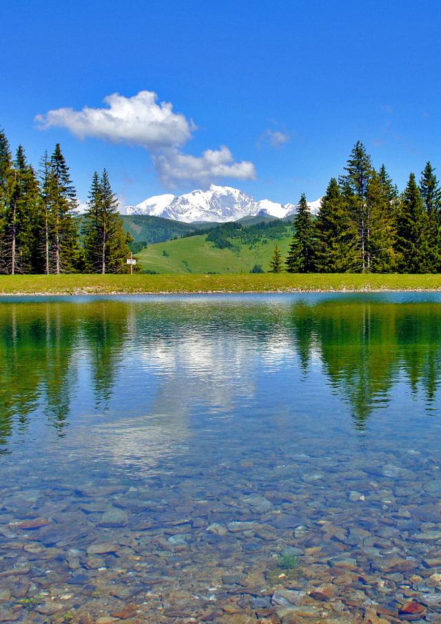 Lac du Mont-Lachat à Crest-Voland / Cohennoz