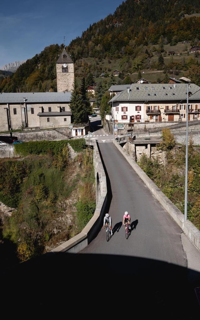 Cyclo Col Des Aravis Arpettaz Avec Marie Bochet